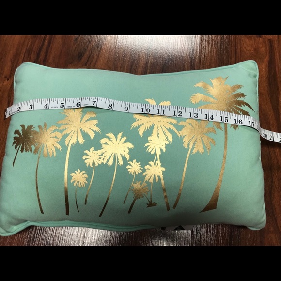 Decorative Pillow 🎈 - Picture 2 of 4